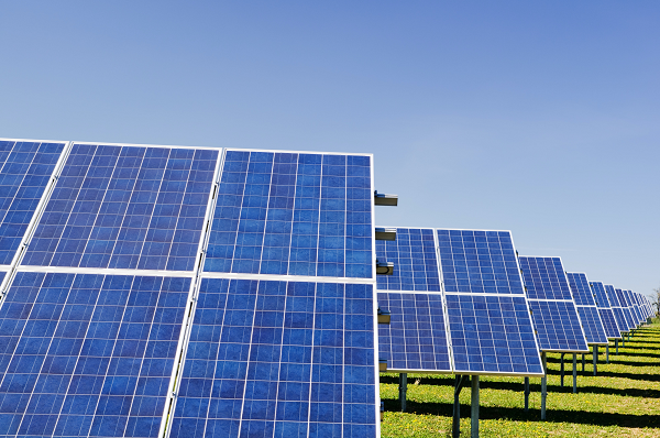 Read more about the article Kviečiame teikti paraiškas paramai saulės elektrinėms sausumoje įsirengti